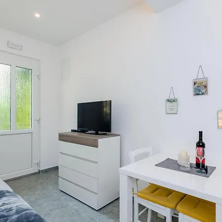 Lägenhet Depozit - Studio With Terrace - Viska 10 Street